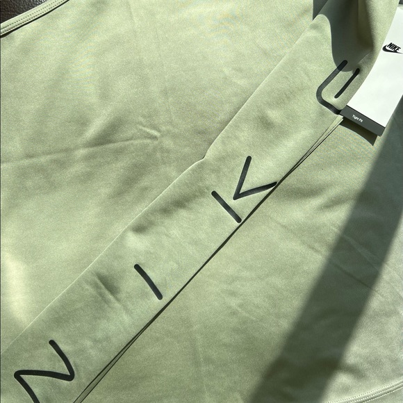 New $55 S M L Women’s Nike Sportswear Asymmetrical Long-Sleeve Top CZ8188-320 - Picture 5 of 11